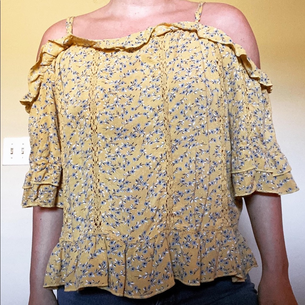 American Eagle Top